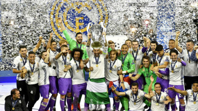 澳超半场：巴巴洛塞斯双响，西悉尼3-2中央海岸水手（澳超半场：巴巴洛塞斯梅开二度，西悉尼3-2领先中央海岸水手）