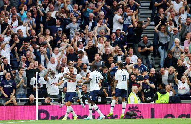 米兰、那不勒斯本轮双双不胜！国米若取胜将逆袭登顶意甲（米兰、那不勒斯本轮皆失分，国米若告捷有望反超登顶意甲）