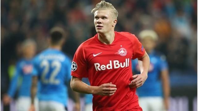 中超收官战观众人数：梭鱼湾62330人刷新本赛季纪录（梭鱼湾入场62330人，中超收官战刷新本赛季纪录）