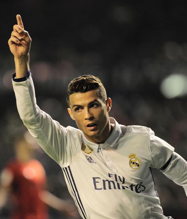 触底反弹！维拉创111年神迹，从最差开局到十连胜（从谷底到巅峰！维拉缔造111年纪录，最差开局后豪取十连胜）