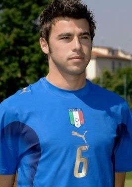 意媒：黄潜考虑买断那不勒斯租将拉法-马林，皇马握有回购权