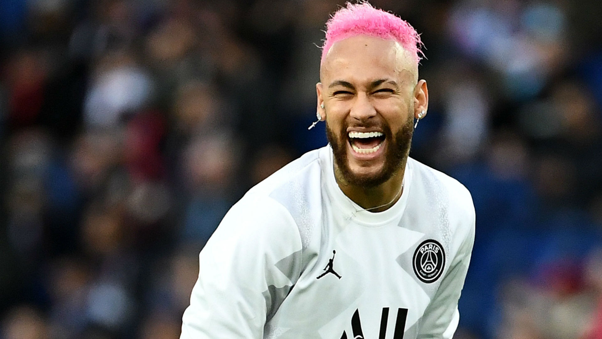 张琳艳身穿阿根廷2026世界杯球衣：期待在美加墨见到梅西